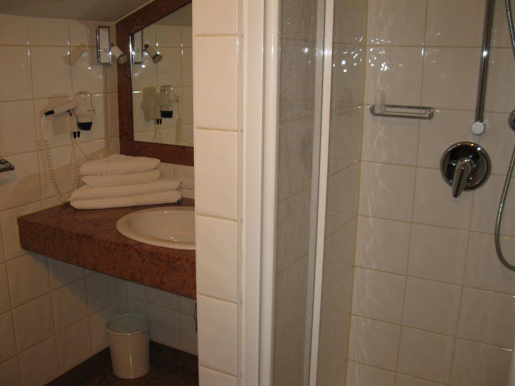 Hotel Martin Ramsau am Dachstein Rum bild
